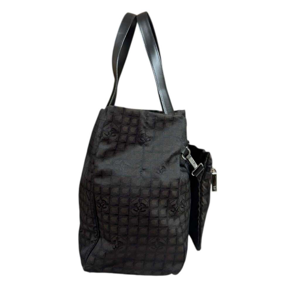 CHANEL Black Tote Bag - Picture 5 of 10